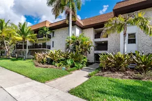 7483 SW 82nd St, Miami, FL 33143 - Photo 3