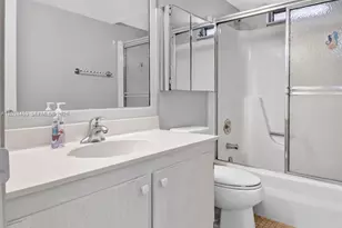 2615 NE 1st Ct, Boynton Beach, FL 33435 - Photo 31