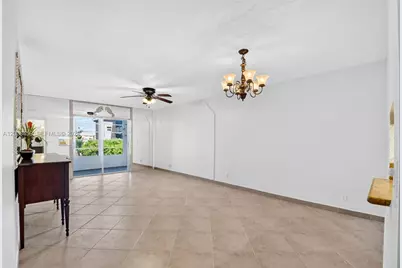 2615 NE 1st Ct #303, Boynton Beach, FL 33435 - Photo 15