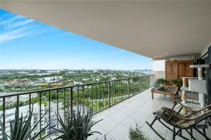 1800 NE 114th St, Miami, FL 33181 - Photo 9