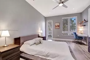 6438 NW 104th Ct, Doral, FL 33178 - Photo 15