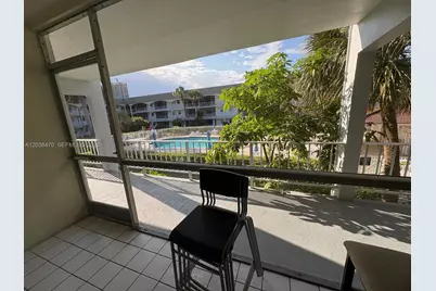 541 Blue Heron Dr #215, Hallandale Beach, FL 33009 - Photo 1