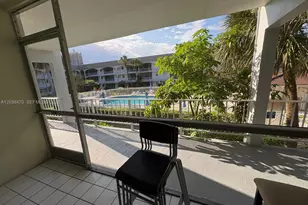 541 Blue Heron Dr, Hallandale Beach, FL 33009 - Photo 1