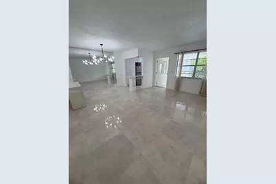 541 Blue Heron Dr #215, Hallandale Beach, FL 33009 - Photo 5