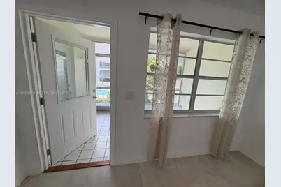 541 Blue Heron Dr #215, Hallandale Beach, FL 33009 - Photo 17