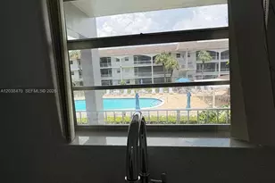 541 Blue Heron Dr, Hallandale Beach, FL 33009 - Photo 29