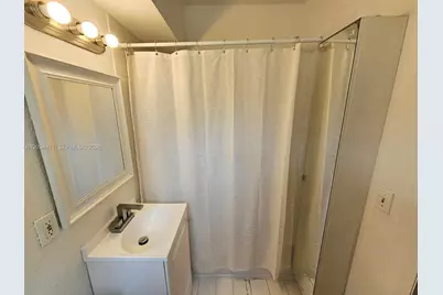 300 NW 84th Ter #300, Miami, FL 33150 - Photo 7