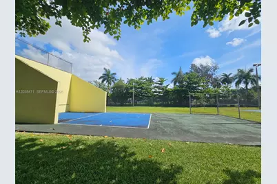 300 NW 84th Ter #300, Miami, FL 33150 - Photo 25