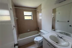 1540 NW 93rd Ave, Pembroke Pines, FL 33024 - Photo 25