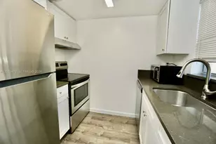 8500 SW 109th Ave, Miami, FL 33173 - Photo 5