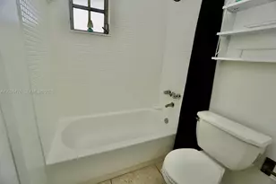 8500 SW 109th Ave, Miami, FL 33173 - Photo 11