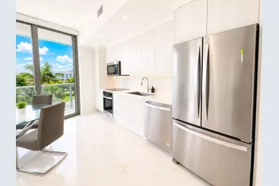 2000 Metropica Way #304, Sunrise, FL 33323 - Photo 5