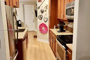259 SW 13th Terrace, Fort Lauderdale, FL 33312 - Photo 3