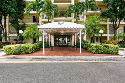 3050 N Palm Aire Dr #501, Pompano Beach, FL 33069 - Photo 27