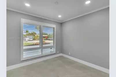 2144 NE 64th St, Fort Lauderdale, FL 33308 - Photo 9