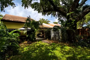3340 Oak Dr, Hollywood, FL 33021 - Photo 43