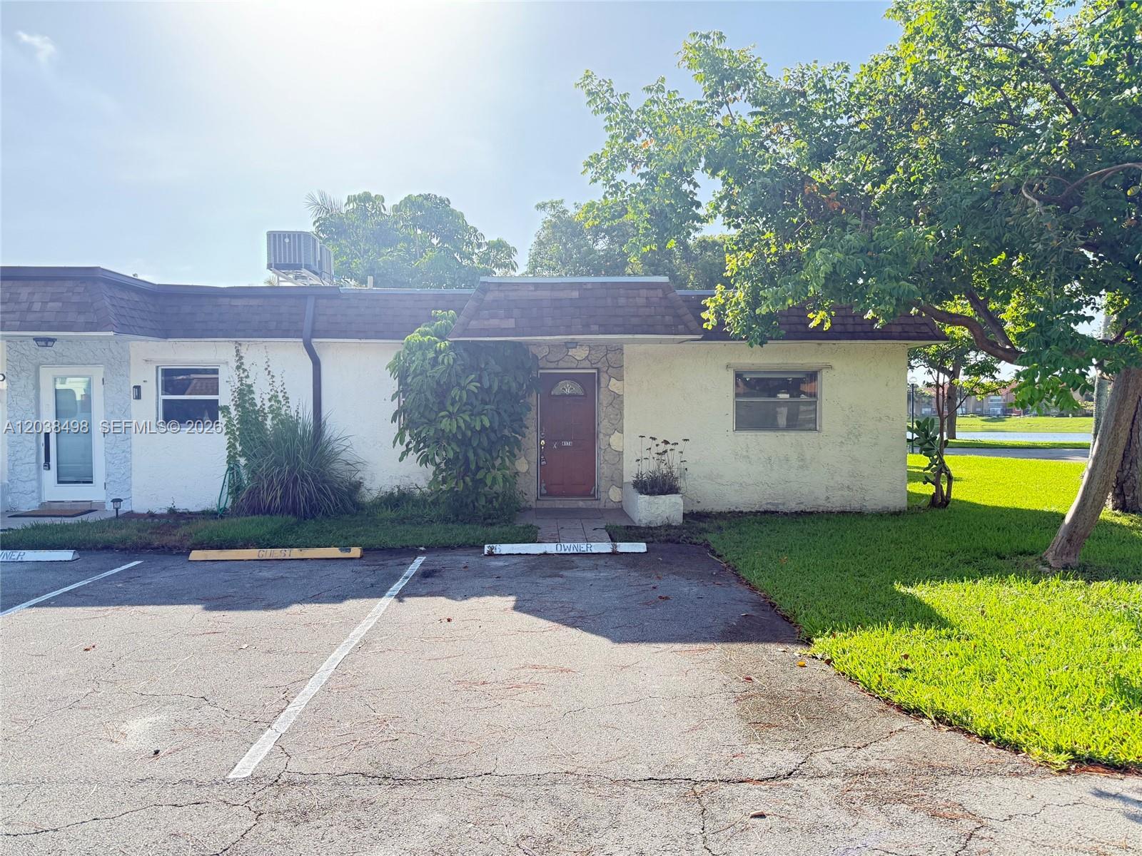 417 SW Natura Ave #A - 417 SW Natura Ave #A, Deerfield Beach, FL 33441 Luxury Property | Jose Angel Pina