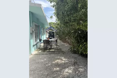8 Jewfish Ave, Key Largo, FL 33037 - Photo 7