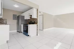 1333 S Dixie Hwy, Deerfield Beach, FL 33441 - Photo 9