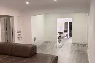 2920 SW 15th St, Miami, FL 33145 - Photo 13