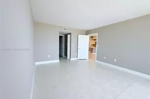 1800 Sunset Harbour Dr, Miami Beach, FL 33139 - Photo 9