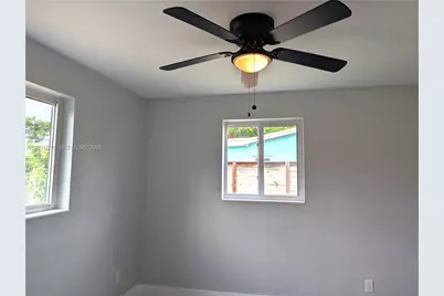 2721 NW 25th St, Fort Lauderdale, FL 33311 - Photo 15