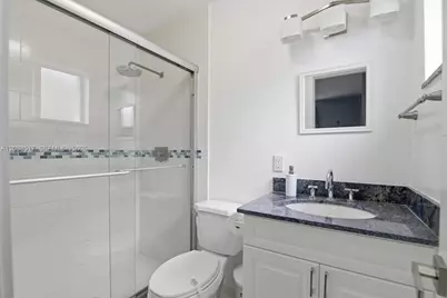 8211 NW 12th St, Pembroke Pines, FL 33024 - Photo 37