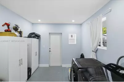 8211 NW 12th St, Pembroke Pines, FL 33024 - Photo 13