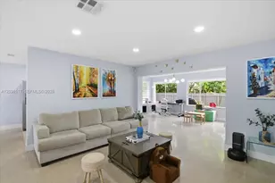 8211 NW 12th St, Pembroke Pines, FL 33024 - Photo 5