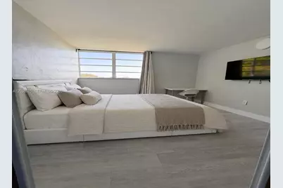 870 NW 87th Ave #401, Miami, FL 33172 - Photo 3