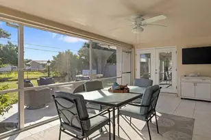2623 SE 17th Ave, Cape Coral, FL 33904 - Photo 11