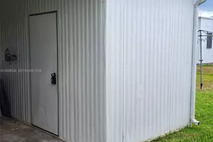 1601 US Hwy 441 SE, Okeechobee, FL 34974 - Photo 17