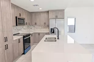 1373 NW 1st St, Florida City, FL 33034 - Photo 35