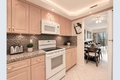 201 178th Dr #439, Sunny Isles Beach, FL 33160 - Photo 5