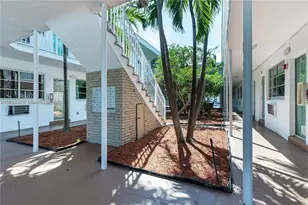 7930 Tatum Waterway Dr, Miami Beach, FL 33141 - Photo 7