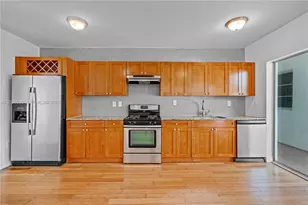 7930 Tatum Waterway Dr, Miami Beach, FL 33141 - Photo 13