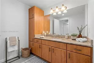 401 69th St, Miami Beach, FL 33141 - Photo 3