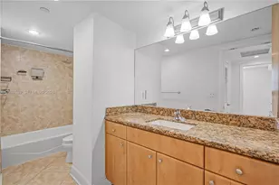 401 69th St, Miami Beach, FL 33141 - Photo 19