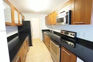 401 69th St, Miami Beach, FL 33141 - Photo 11