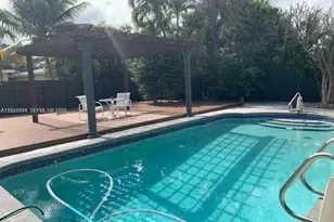 4718 Roosevelt St, Hollywood, FL 33021 - Photo 11