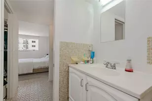 401 Ocean Dr, Miami Beach, FL 33139 - Photo 23