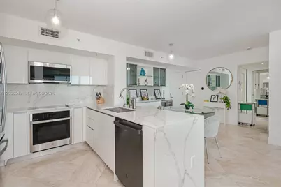 90 Alton Rd #1109, Miami Beach, FL 33139 - Photo 9