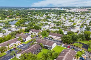 7050 SW 42nd Ct, Davie, FL 33314 - Photo 21