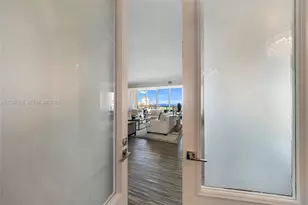 20155 NE 38th Ct, Aventura, FL 33180 - Photo 31