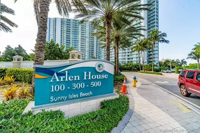 100 Bayview Dr #823, Sunny Isles Beach, FL 33160 - Photo 19