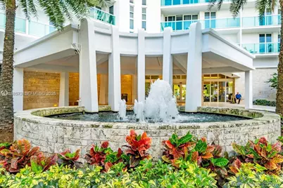 100 Bayview Dr #823, Sunny Isles Beach, FL 33160 - Photo 21