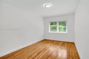 1100 S Alhambra Cir, Coral Gables, FL 33146 - Photo 23