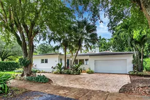 1100 S Alhambra Cir, Coral Gables, FL 33146 - Photo 27