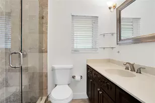 1100 S Alhambra Cir, Coral Gables, FL 33146 - Photo 19