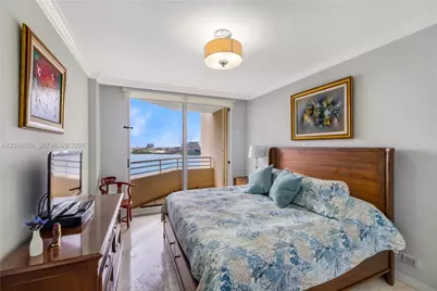 888 Brickell Key Dr #1010, Miami, FL 33131 - Photo 9